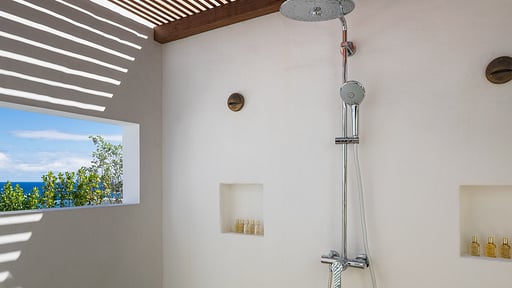 Villa Elle Bedroom 2