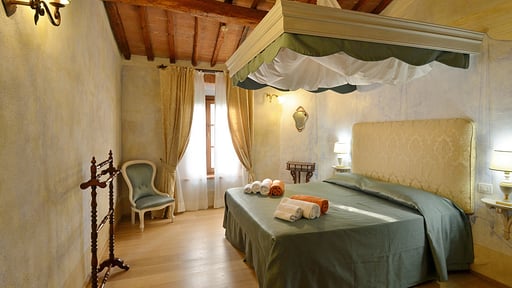 Villa Ellerone Bedroom 4