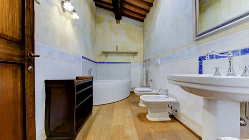 Villa Ellerone Bedroom 11