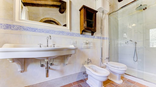 Villa Ellerone Bedroom 12