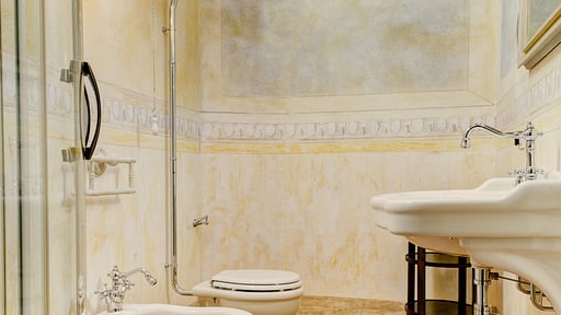 Villa Ellerone Bedroom 9