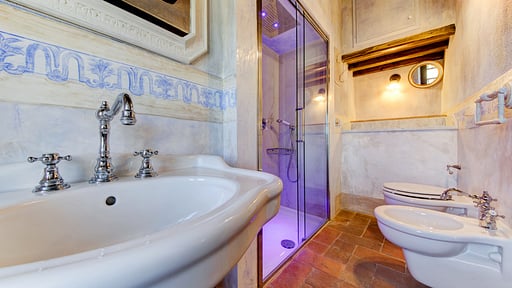 Villa Ellerone Bedroom 13