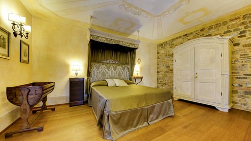 Villa Ellerone Bedroom 7