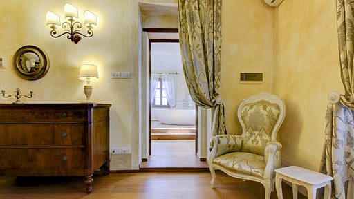 Villa Ellerone Bedroom 7