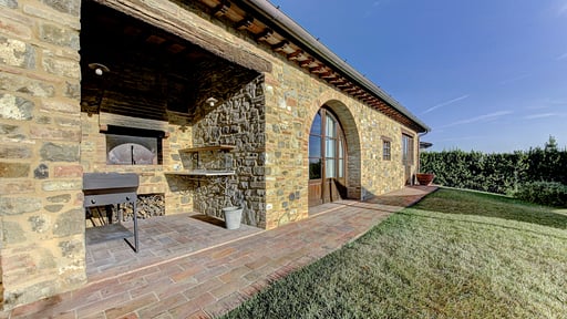 Villa Ellerone BBQ equipment