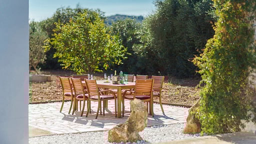 Villa Eloisa Dining area