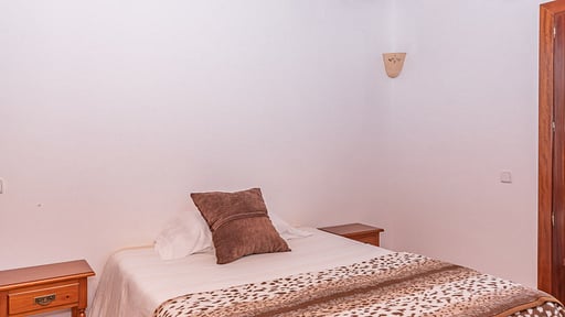 VILLA ELS AMATLLERS Bedroom 3