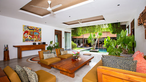 Villa Elyse Living room
