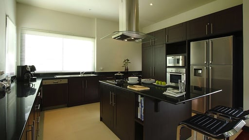 Villa Emerald Kitchen