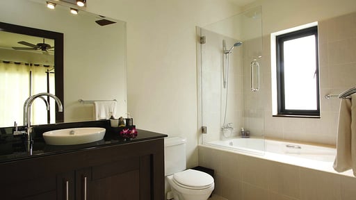 Villa Emerald Bedroom 3