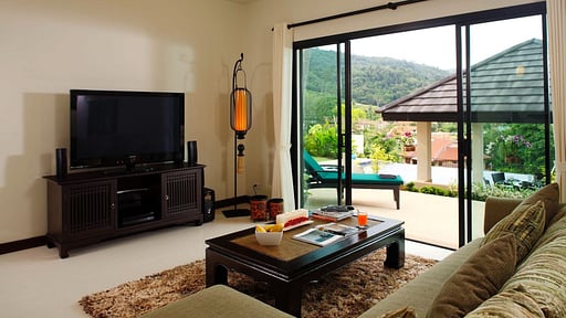 Villa Emerald Living room 1