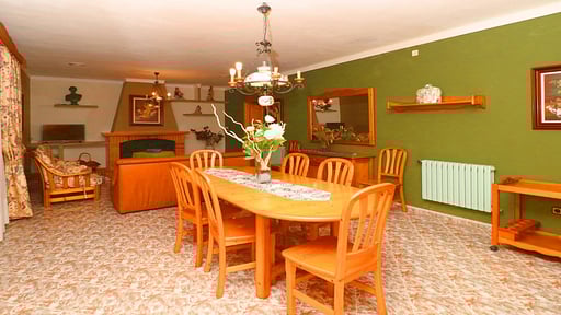 Villa Emi Dining area