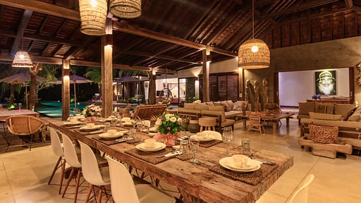 Villa Emile Dining area