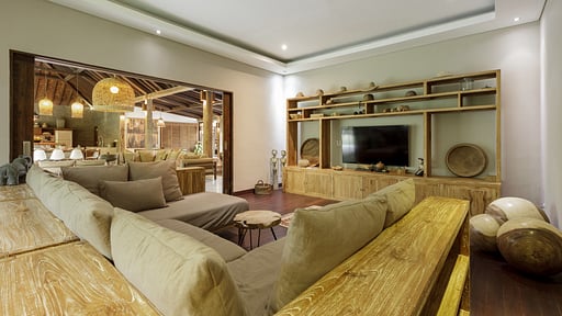 Villa Emile Media room