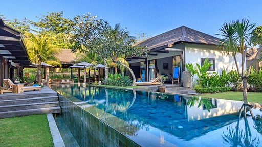 Villa Emile Swimming pool