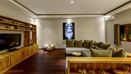 Villa Emile Media room