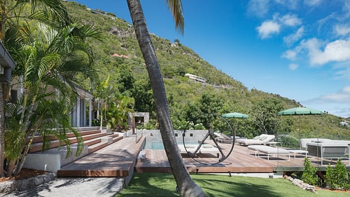 Villa Emotion Others