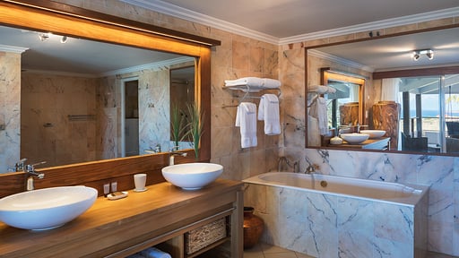 Villa Endeavour Bedroom 1