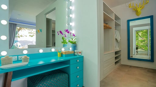 Villa Enjoy Bedroom 1