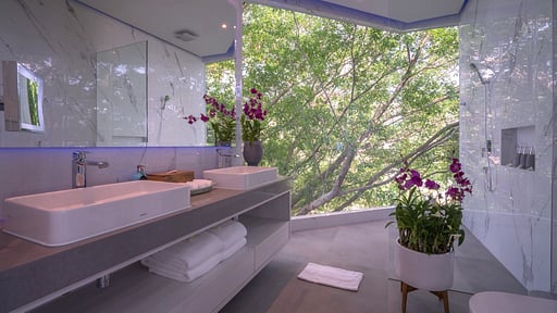 Villa Enjoy Bedroom 1