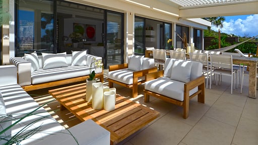 Villa Enzuma Living room