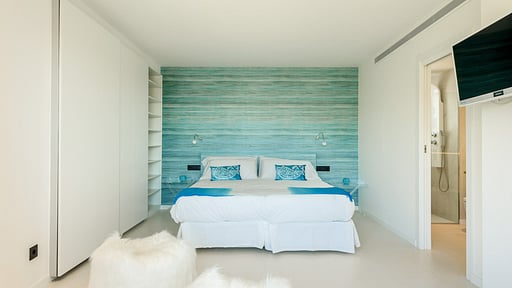 Villa Equis Bedroom 2