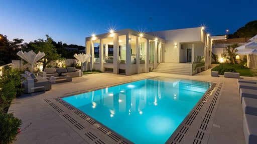 Villa Era Swimming pool