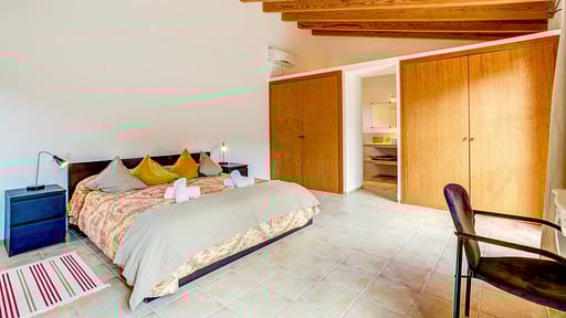 Villa Comella Slaapkamer 1