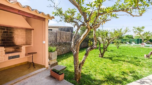 Villa Es Povet BBQ equipment