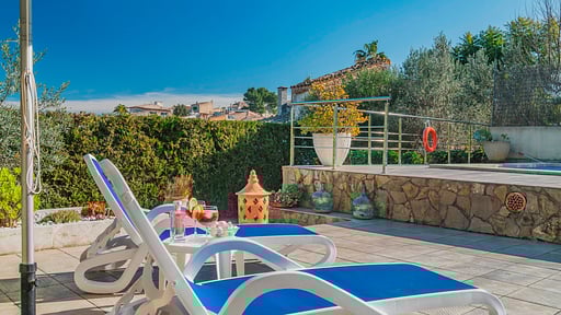 Villa Es Puig Бассейн