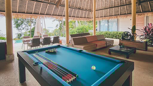 Villa Escape 2 Living room