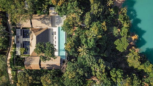 Villa Escape 4 Drone foto's