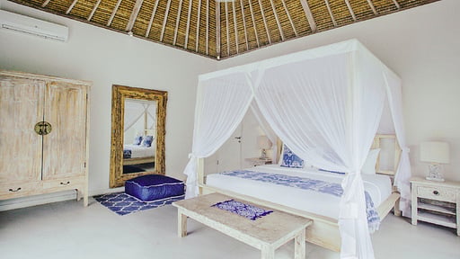 Villa Escape Bedroom 2
