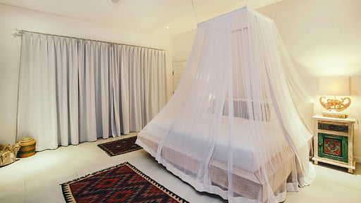 Villa Escape Bedroom 1
