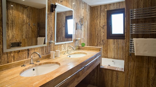 Villa Esmeralda Bedroom 1