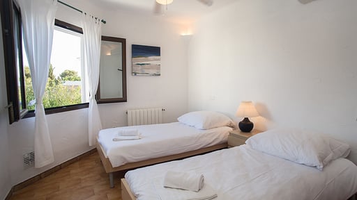 Villa Esmeralda Bedroom 5