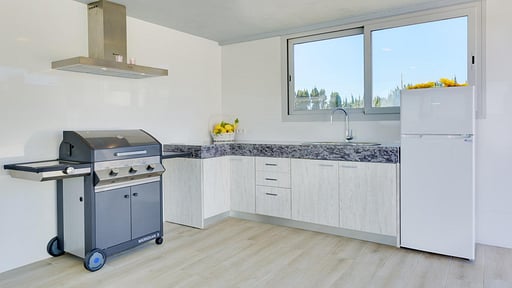 Villa Esplendor del Frare BBQ equipment