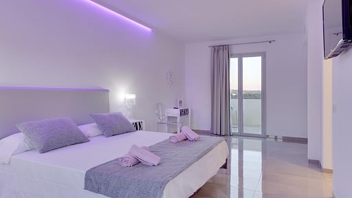 Villa Esplendor del Frare Bedroom 1