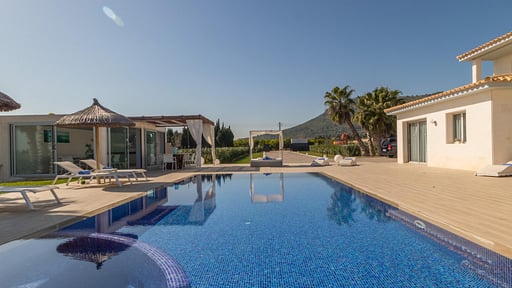 Villa Esplendor del Frare Swimming pool