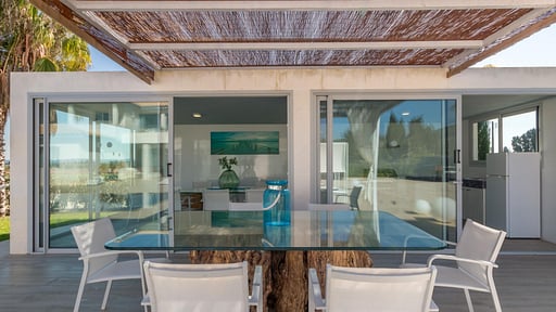 Villa Esplendor del Frare BBQ equipment