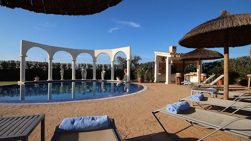 Villa Esplendor Manyo Бассейн