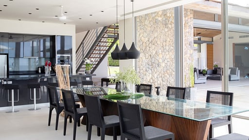 Villa Essenza Dining area