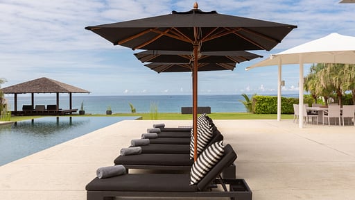 Villa Essenza Swimming pool