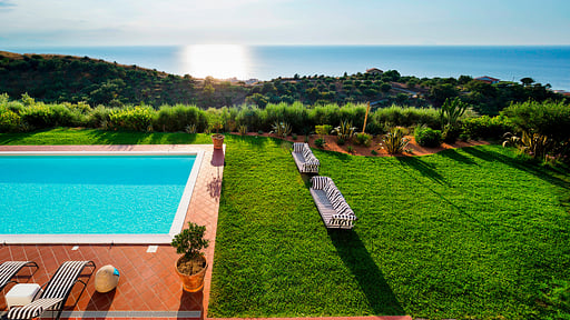 Villa Estella Swimming pool