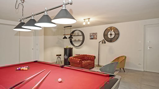 Villa Ester Billiard