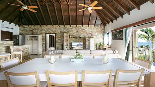 Villa Estrela Dining area