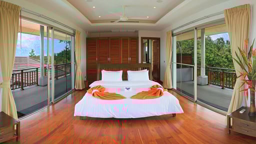 Villa Eterna Bedroom 1