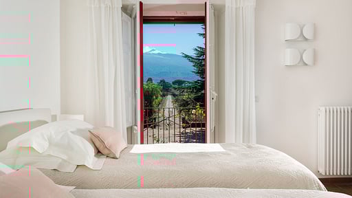 Villa Etna Retreat Bedroom 3