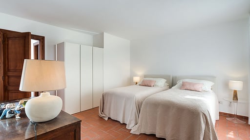 Villa Etna Retreat Bedroom 3