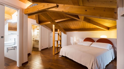 Villa Etna Retreat Bedroom 4